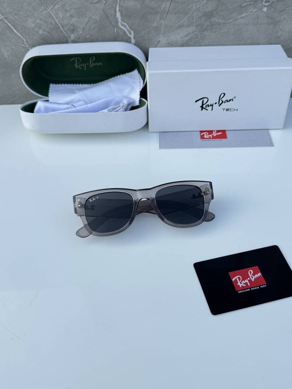 Rayban 0840 grey black alternate view
